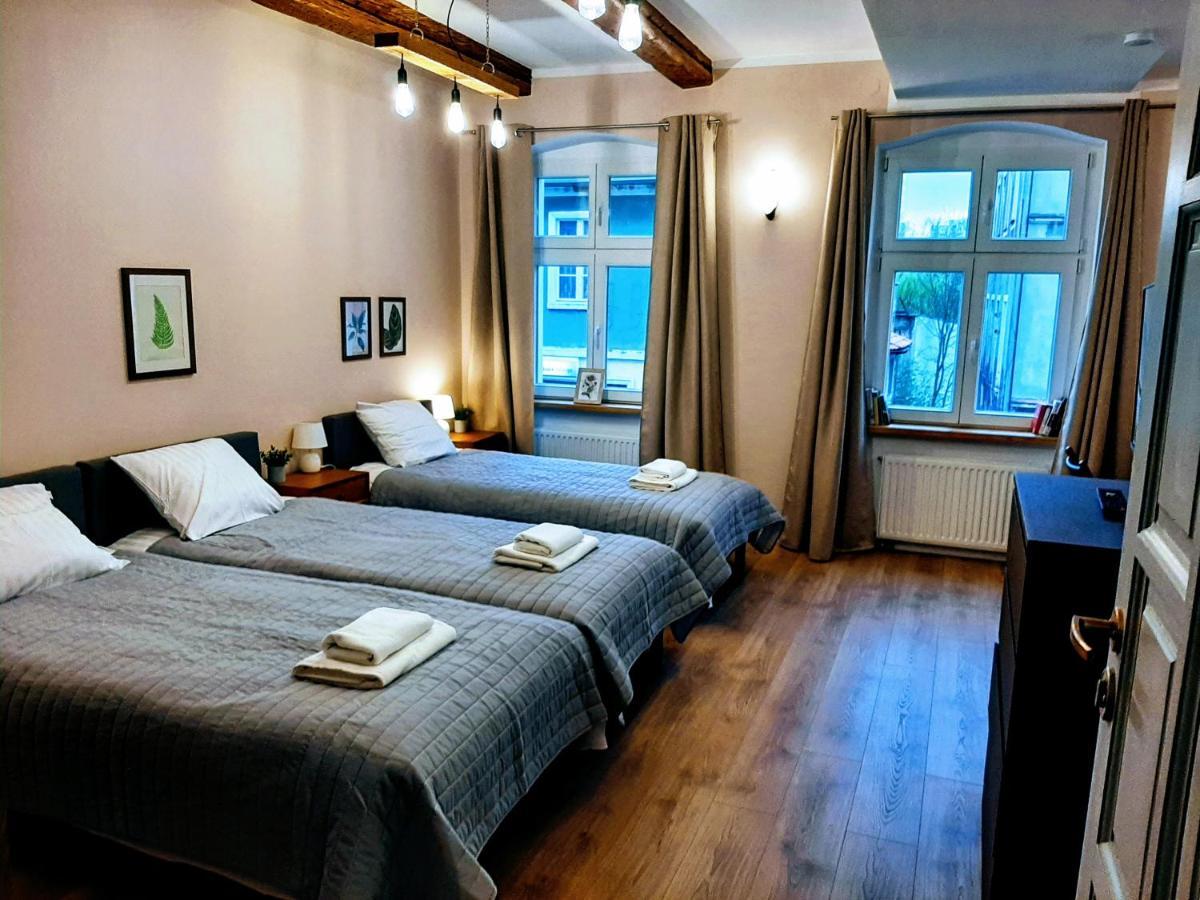 زيلونا غورا Drzewna Apartamenty - Kupiecka 5 المظهر الخارجي الصورة